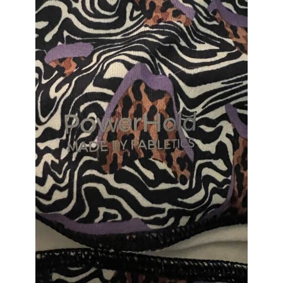 Fabletic PowerHold S exercise yoga animal print shorts logo see measurements
 - Picture 4 of 5